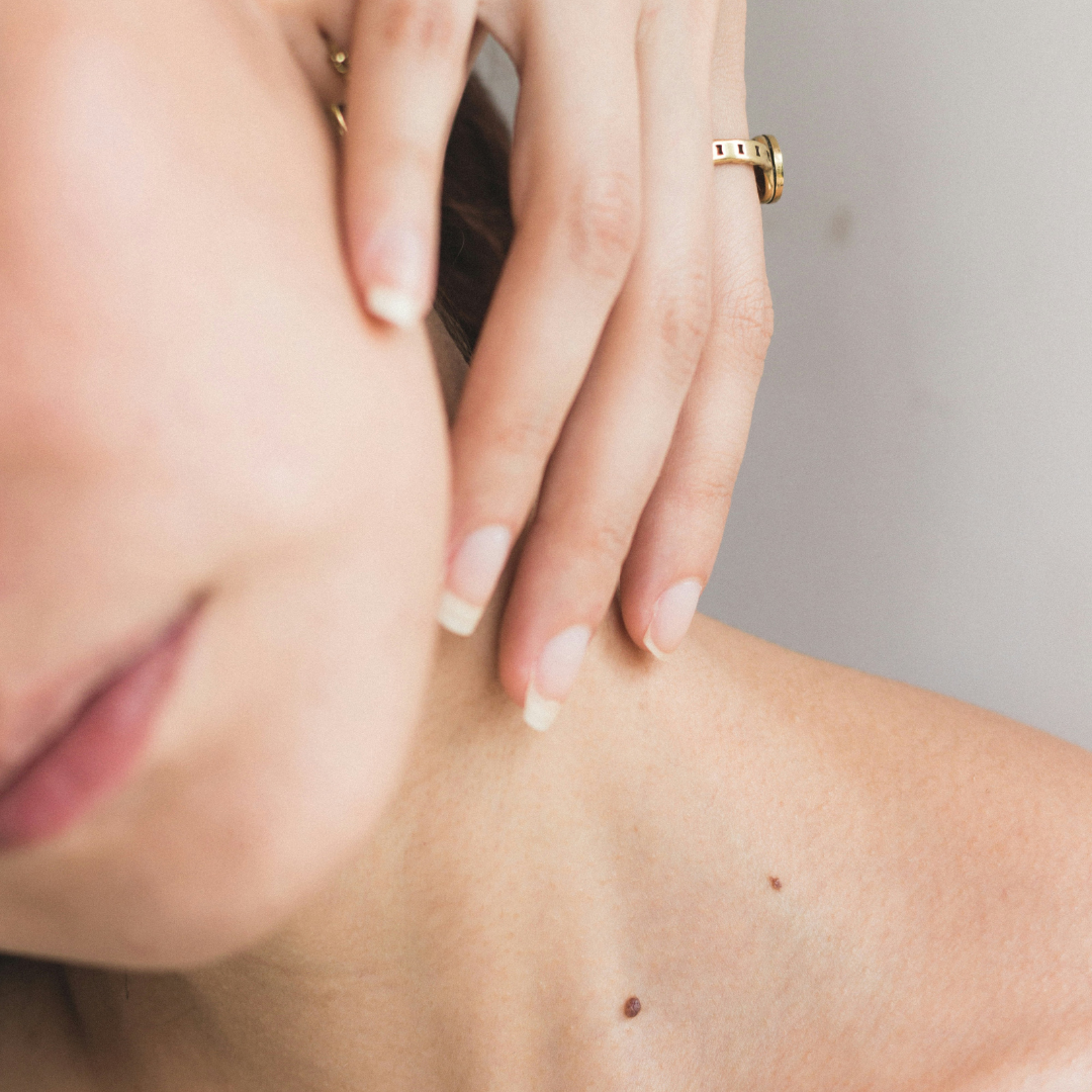 Best Soap for Sensitive Skin (Complete Gentle Skincare Guide)