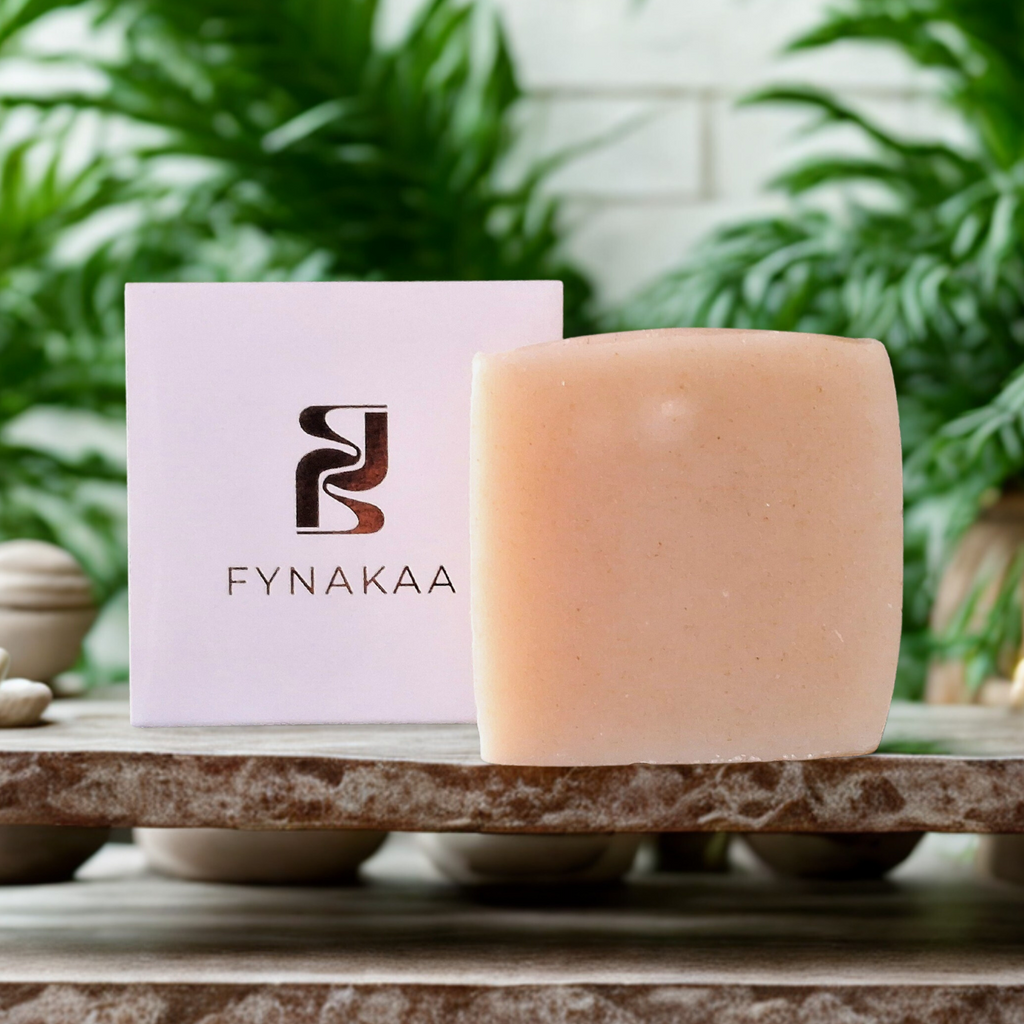 ચમકતી ત્વચા અને શુષ્ક ત્વચા માટે Fynakaa Oatmilk કોલ્ડ પ્રોસેસ્ડ હાથથી બનાવેલ નેચરલ ઓર્ગેનિક પ્રીમિયમ સાબુ